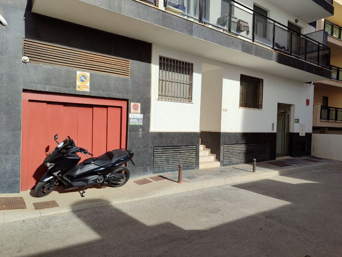 Garage For Sale Fuengirola