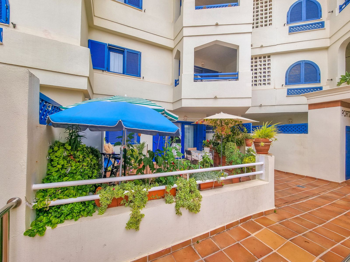 Appartement te koop in San Luis de Sabinillas R4059565