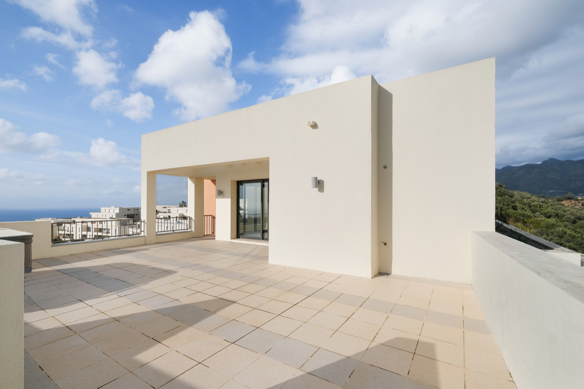 3 bedroom Penthouse For Sale in Costa del Sol, Málaga - thumb 3