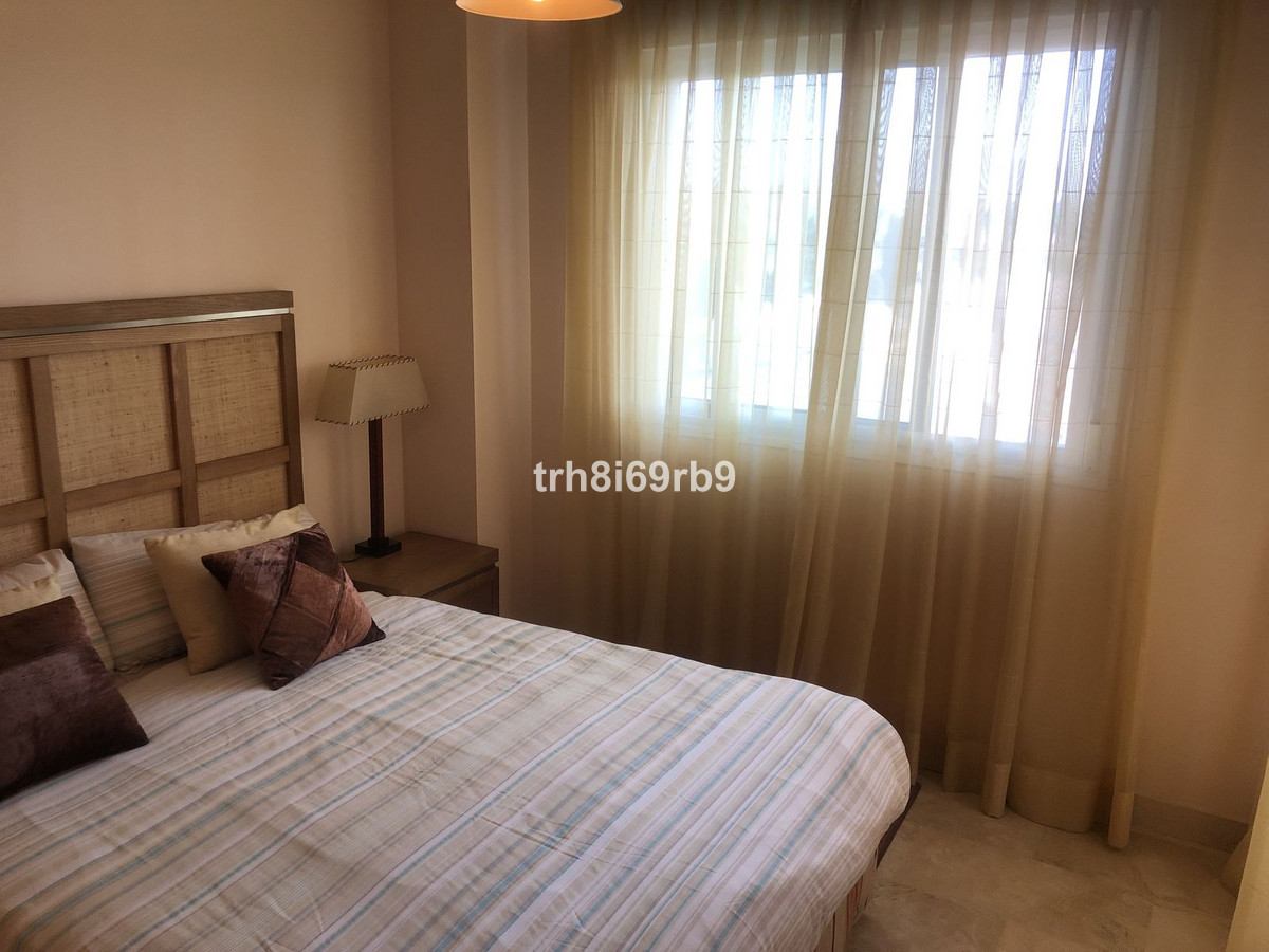 Apartment Middle Floor in Selwo, Costa del Sol
