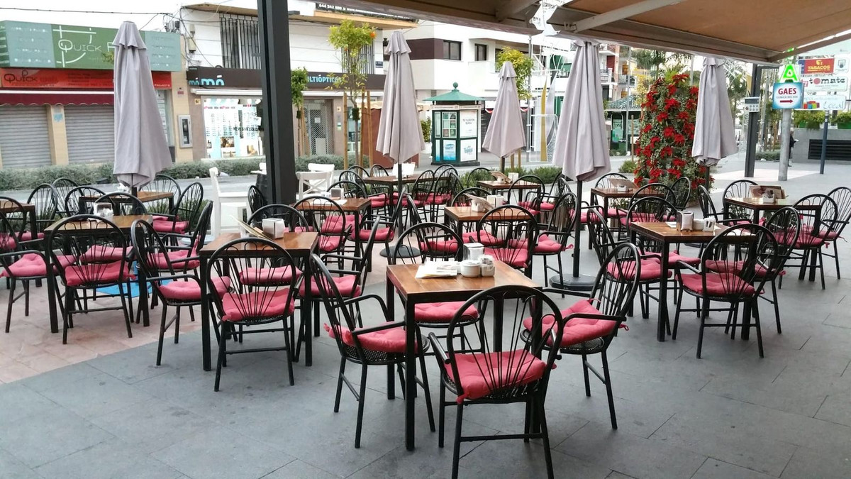  Restaurante  en venta   y en alquiler    en San Pedro de Alcántara