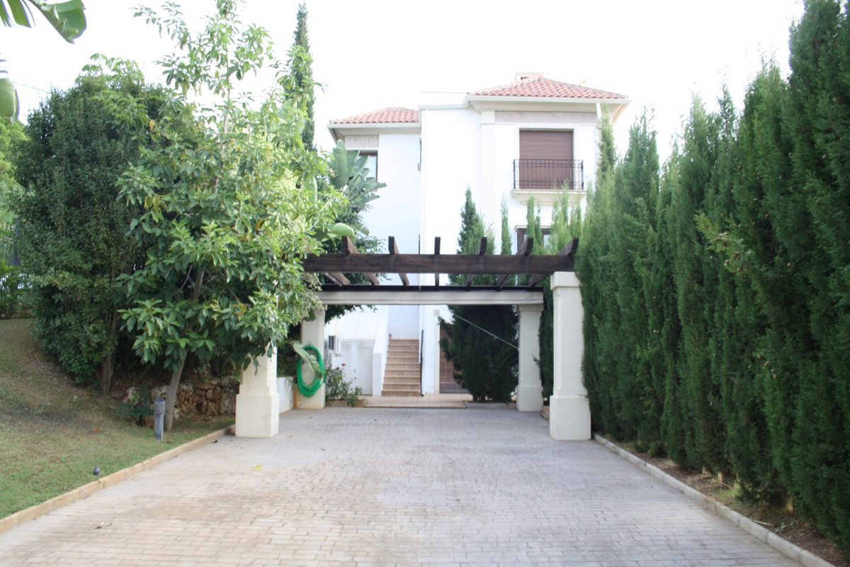 Villa Detached in La Quinta, Costa del Sol
