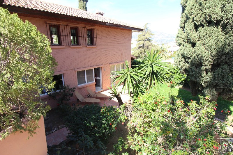 5 bedroom Villa For Sale in Cerros del Aguila, Málaga - thumb 40