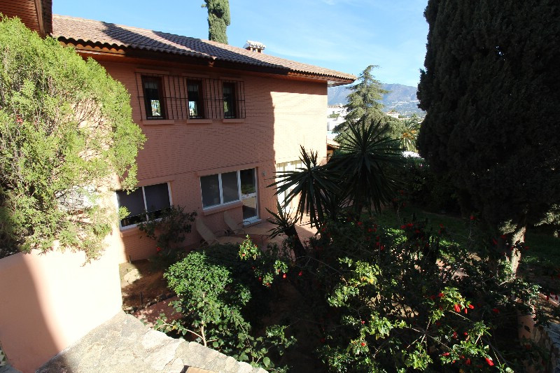 5 bedroom Villa For Sale in Cerros del Aguila, Málaga - thumb 45