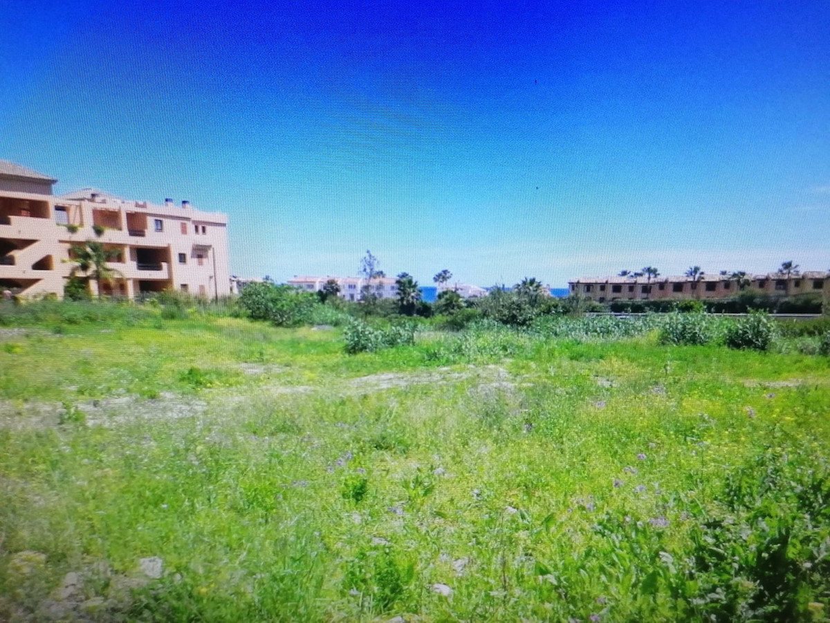PLOT OF 2600 SQUARE METERS IN CASARES NEAR THE GOLF COURSE AND NEAR THE SEA AND BEACH. 11 TERRACED C Spain