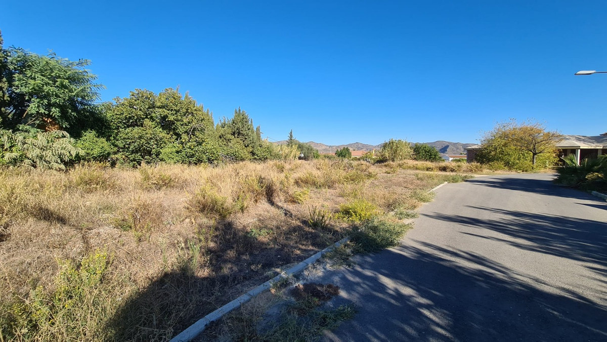 Residential plots for sale within a quiet urbanization near Lauro Golf. 

There are 6 plots for sale, Spain