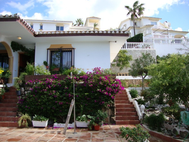 3 bedroom Villa For Sale in Riviera del Sol, Málaga - thumb 4