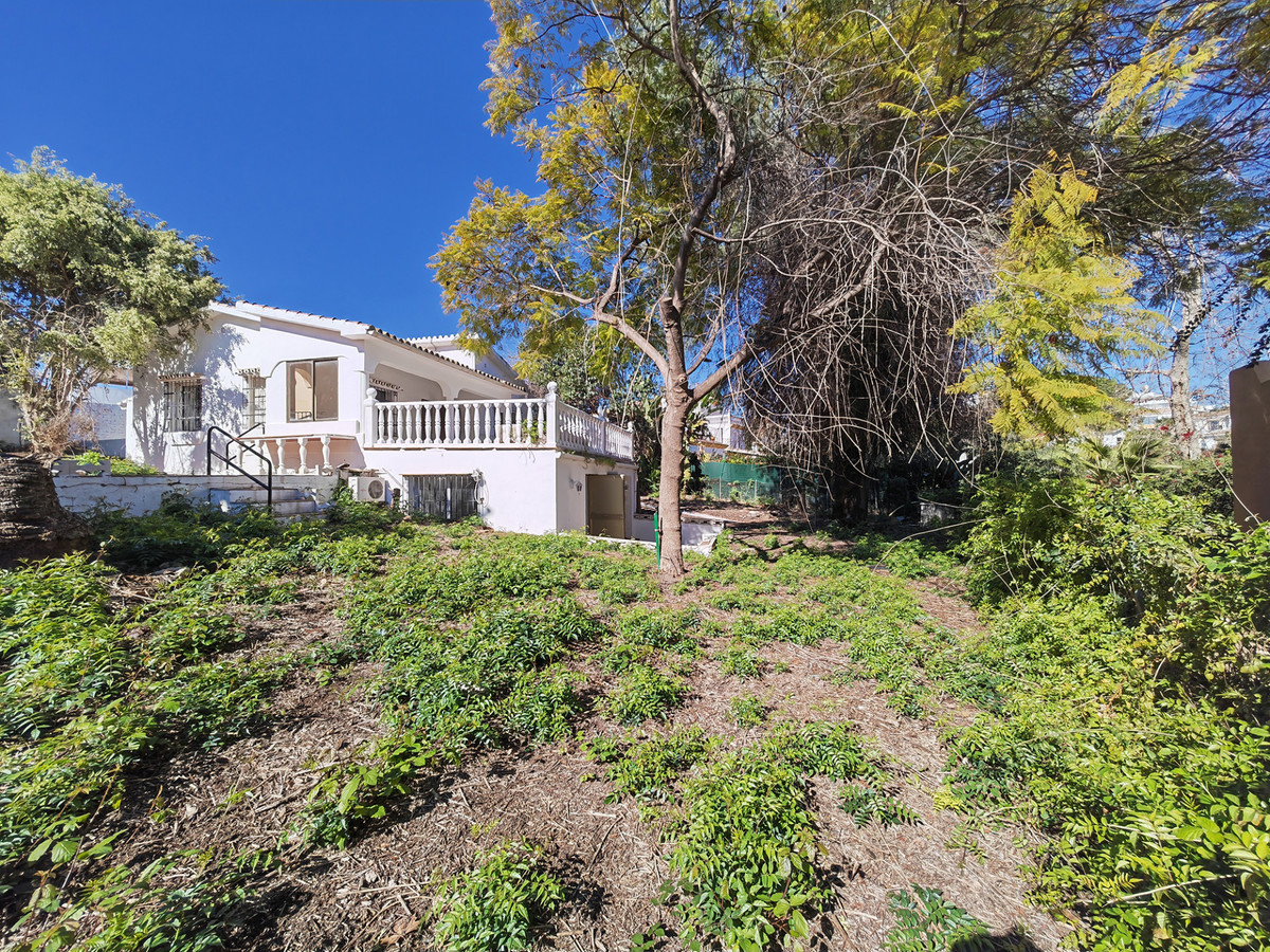 Detached Villa for sale in Guadalmina Alta R4651768