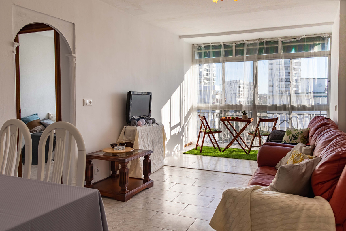 3 Bedroom Middle Floor Apartment For Sale Arroyo de la Miel, Costa del Sol - HP3783829
