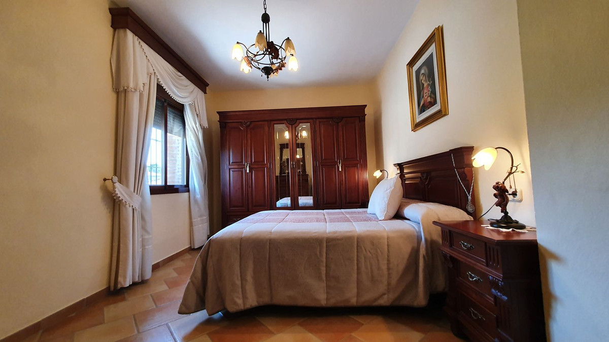 Villa con 4 Dormitorios en Venta Alhaurín el Grande