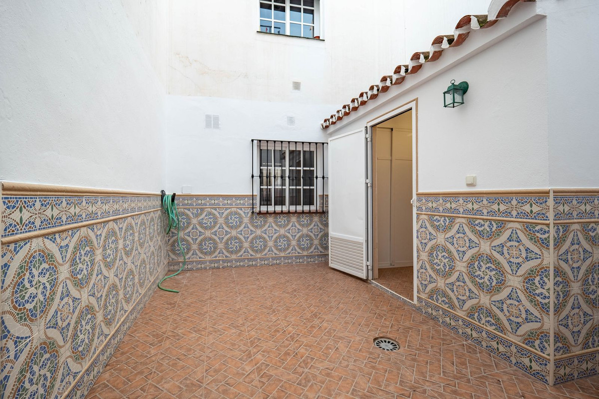 3 bed, 1 bath Apartment - Middle Floor - for sale in Alhaurín el Grande, Málaga, for 149,000 EUR