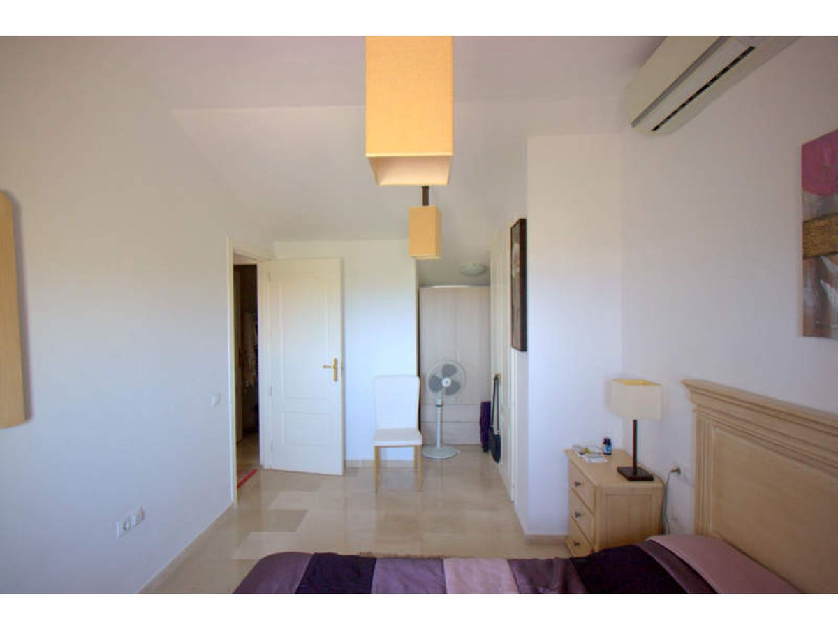 Appartement te koop in La Duquesa R4422511
