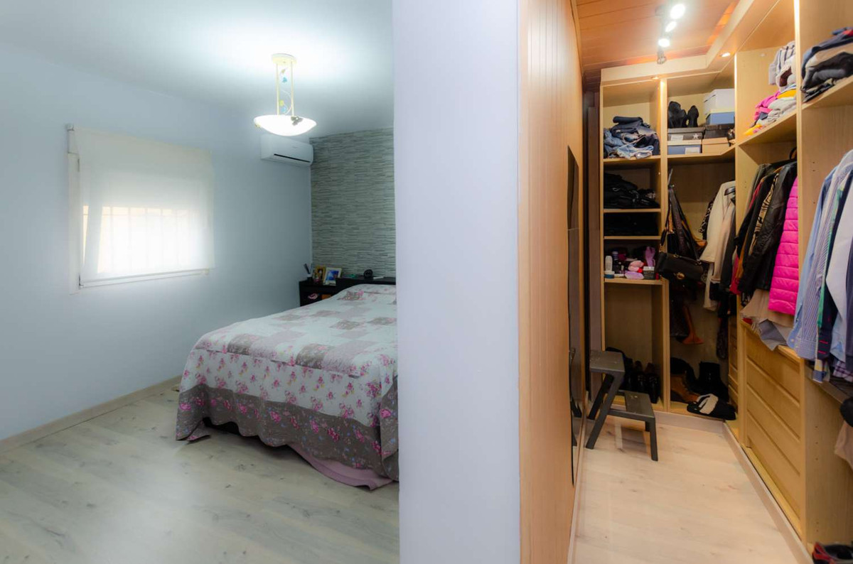 Unifamiliar con 3 Dormitorios en Venta Málaga