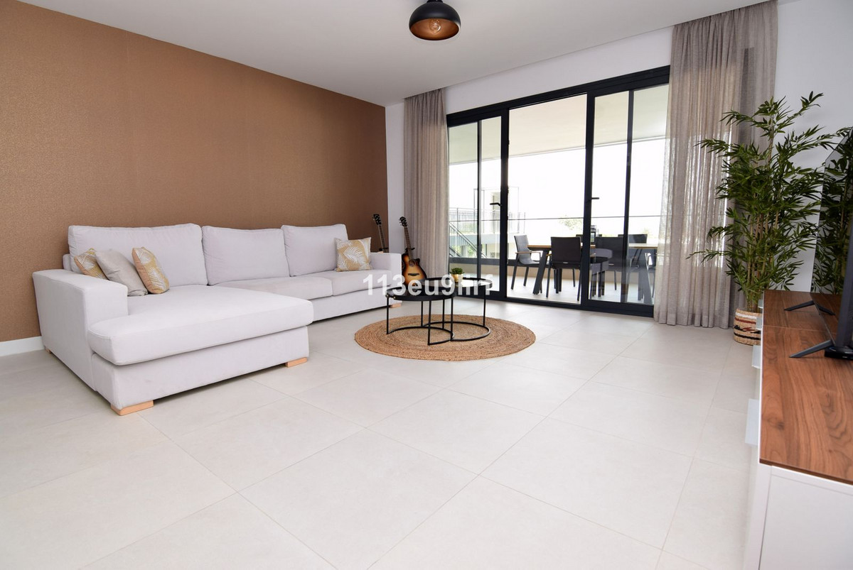 Apartment Ground Floor in Estepona, Costa del Sol
