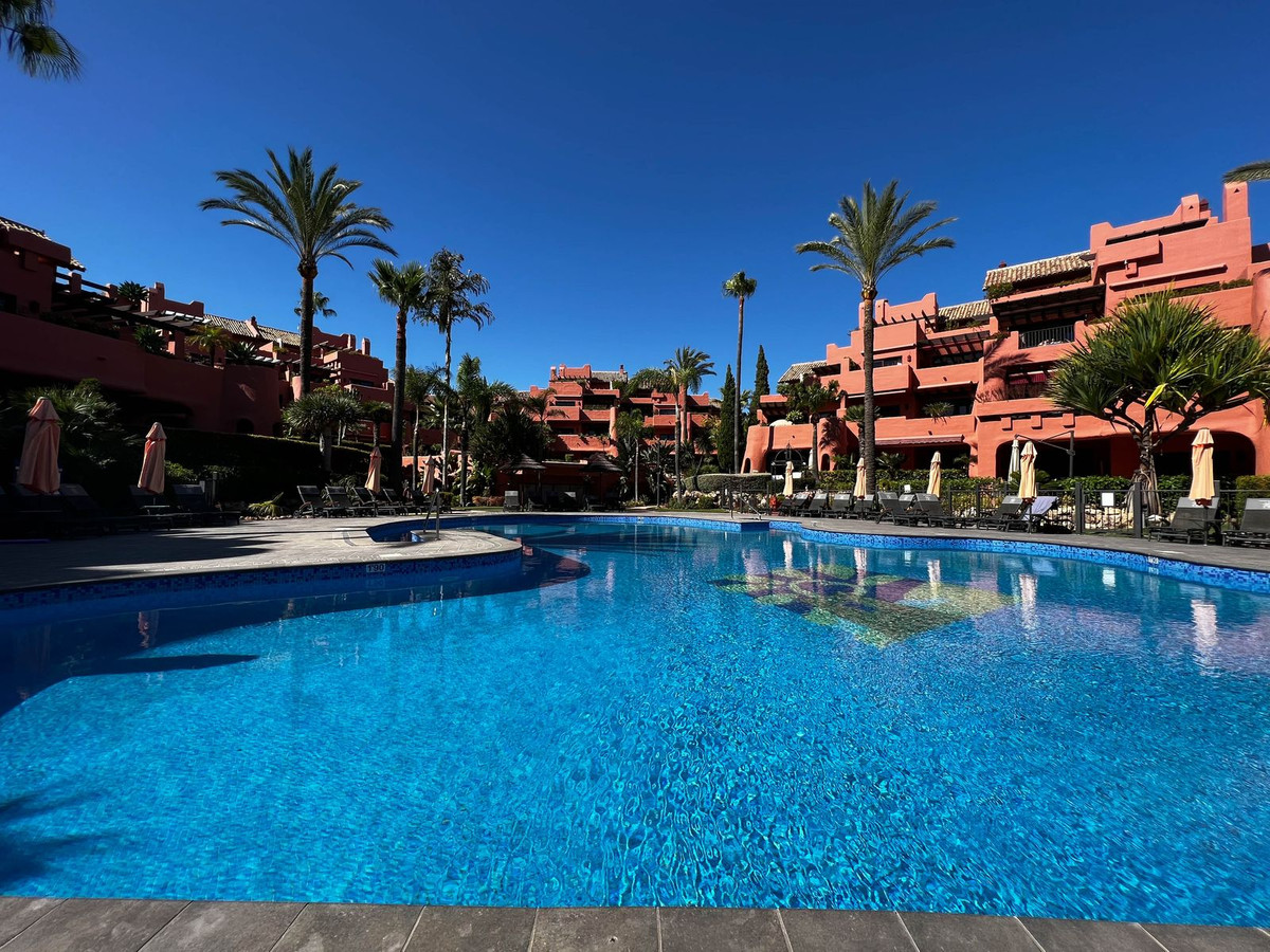 3 bedroom Apartment For Sale in New Golden Mile, Málaga - thumb 36