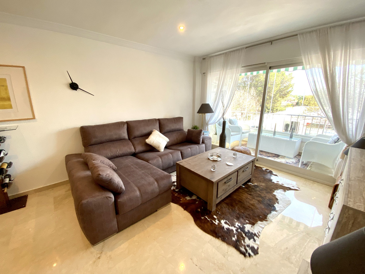 1 bedroom Apartment For Sale in Nueva Andalucía, Málaga - thumb 11