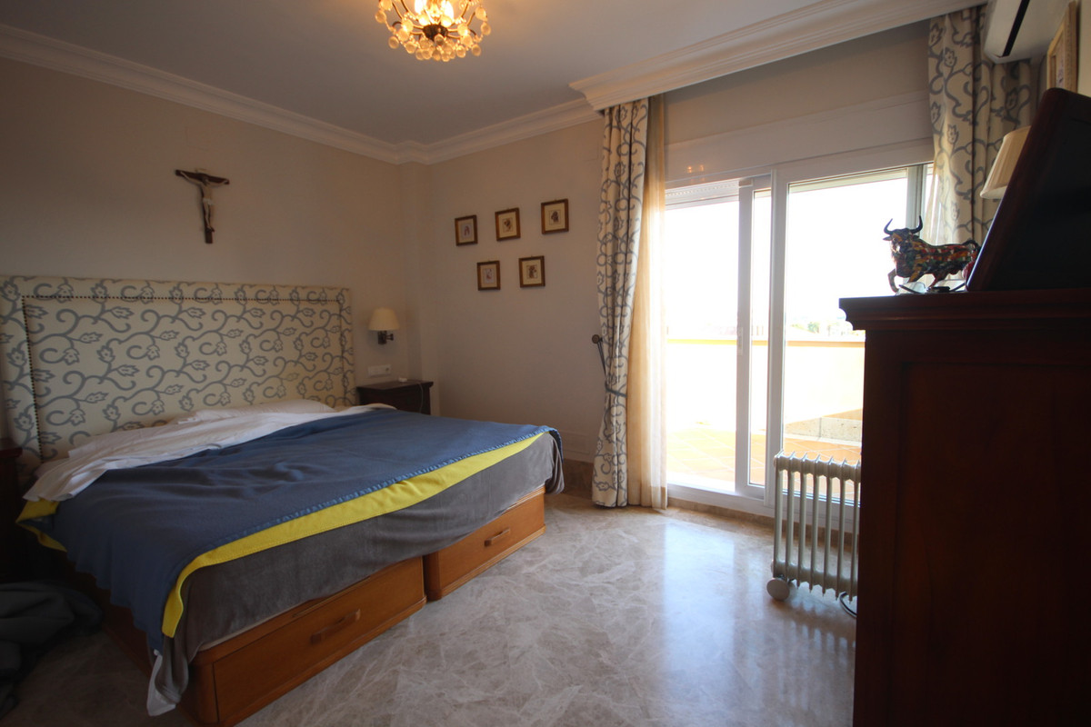 3 bedroom Villa For Sale in Santa Clara, Málaga - thumb 7