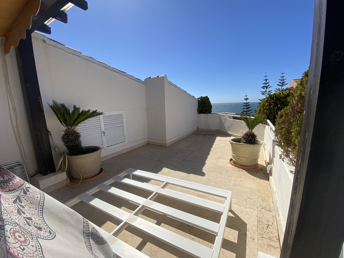 3 bedroom Apartment For Sale in Puerto Banús, Málaga - thumb 23