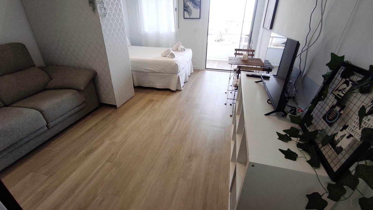 0 bedroom Apartment For Sale in Torremolinos Centro, Málaga - thumb 2