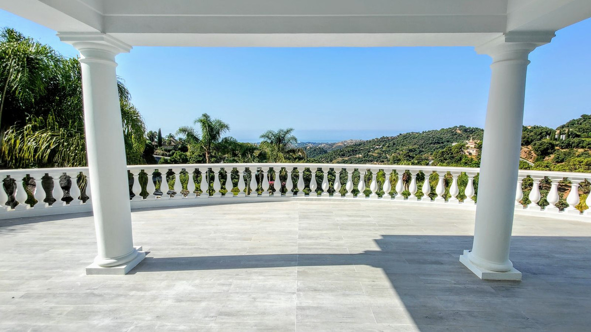 7 bed Property For Sale in Benahavis, Costa del Sol - thumb 7
