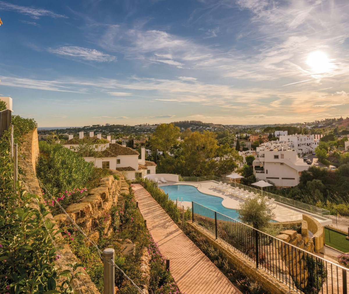 Apartment Penthouse for sale in Nueva Andalucía, Costa del Sol