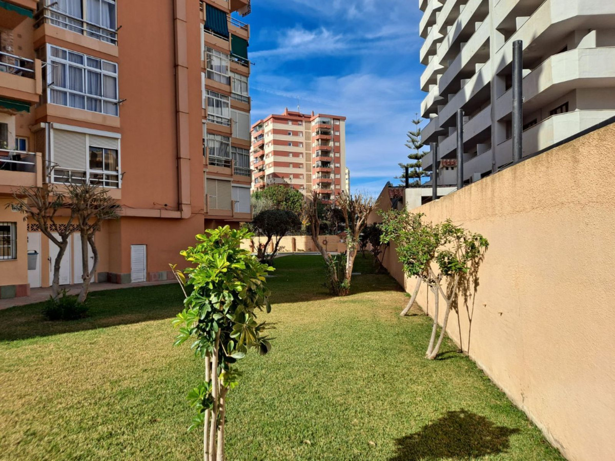 Fabulous studio with a bathroom in Fuengirola.

Very bright apartment thanks to a small terrace over, Spain