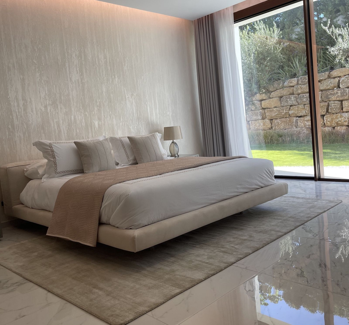 8 Bedroom Villa For Sale - Sierra Blanca