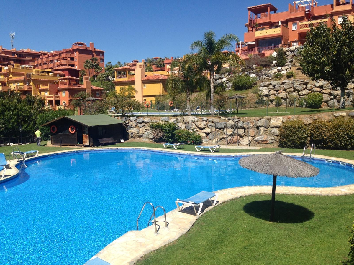 2 bed Penthouse for sale in Reserva de Marbella