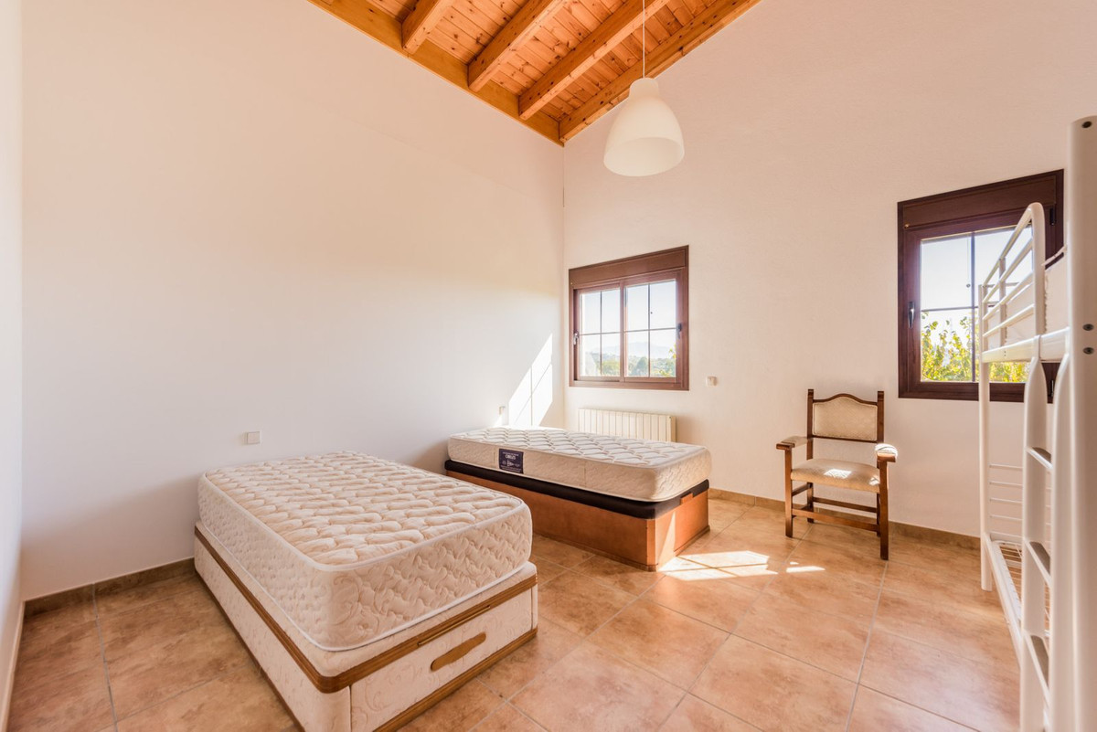 Villa con 3 Dormitorios en Venta Estepona