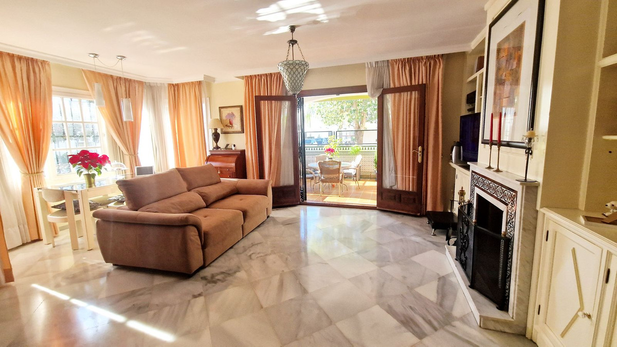 Villa te koop in Mijas Golf R4590061