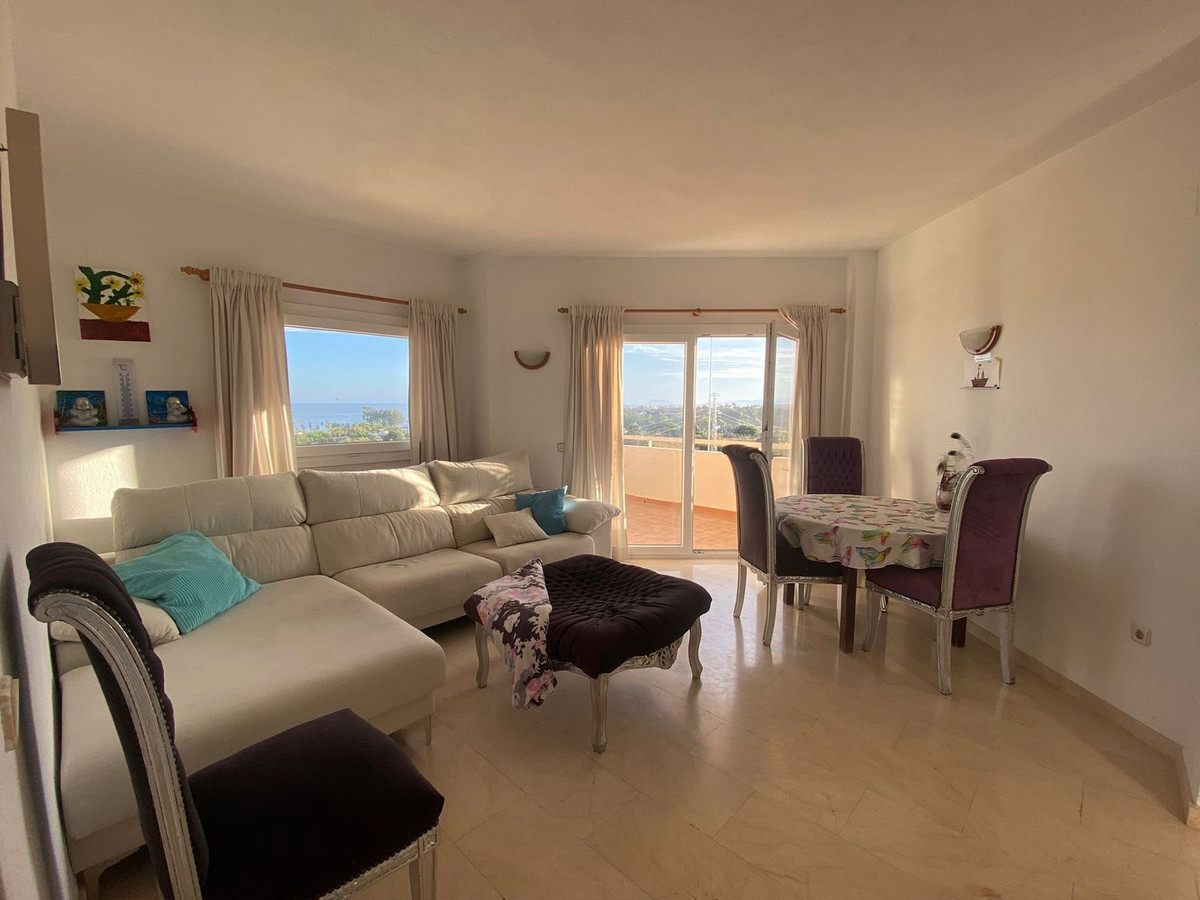 1 bedroom Apartment For Sale in Estepona, Málaga - thumb 3