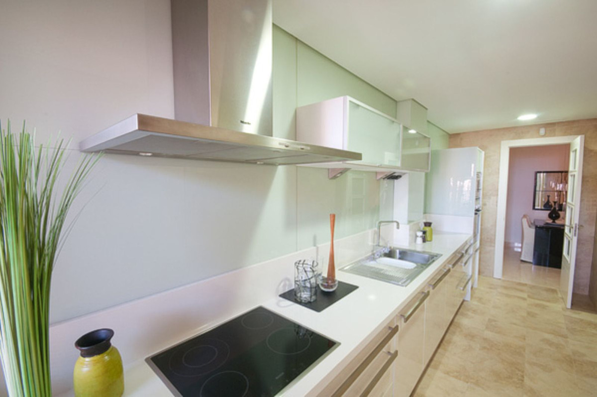 Begane grond appartement te koop in Nueva Andalucía R4576816