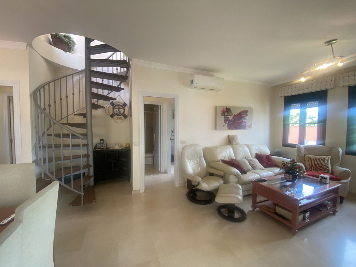 Appartement Penthouse à Atalaya, Costa del Sol
