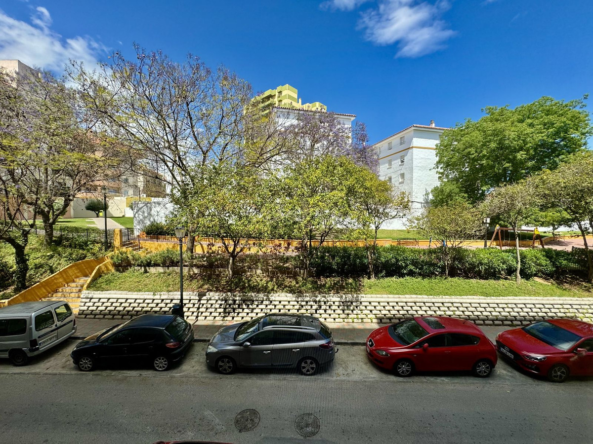 Апартамент средний этаж для продажи в Fuengirola, Costa del Sol