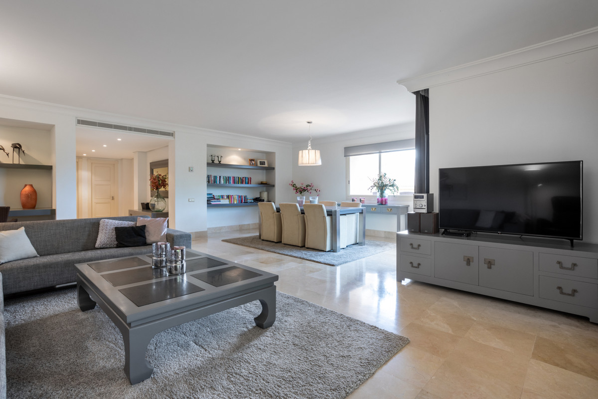 Best apartment for sale in GOLF GARDENS ... all in 1 level on the ground floor in the corner from bl, Spain