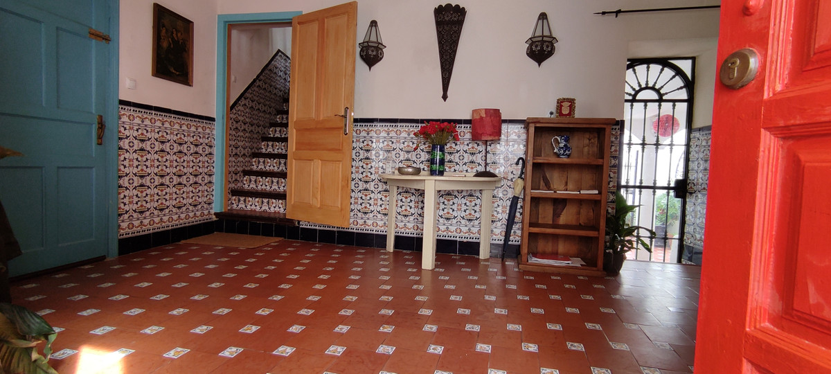 Villa te koop in San Roque R4631548