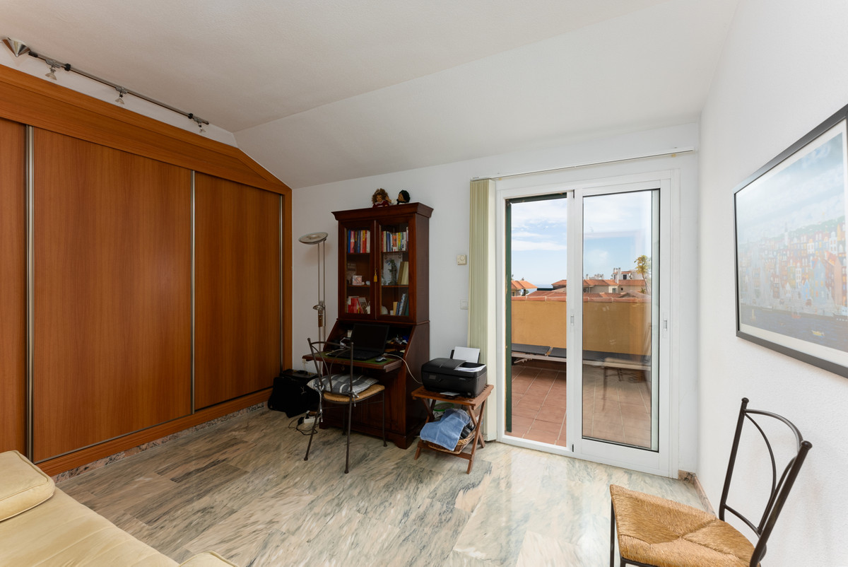 2 Bedroom Apartment for sale Fuengirola