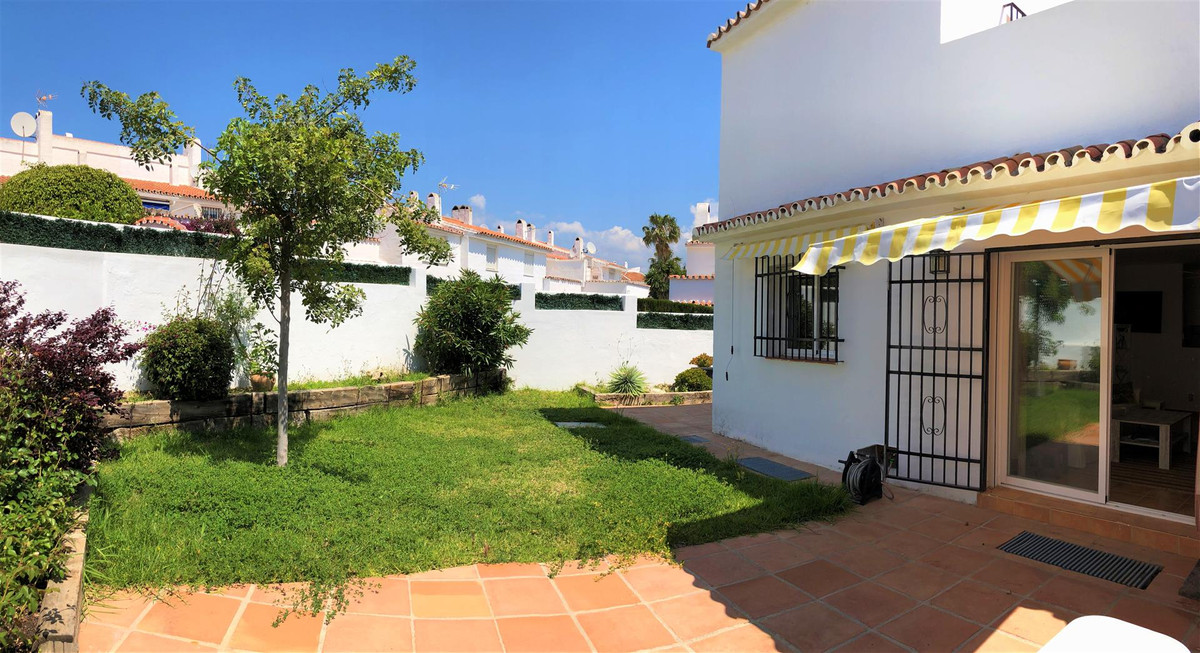 House for Sale in Urbanization Mar y Monte, Renovated with Excellent Taste. One of the largest in th, Spain