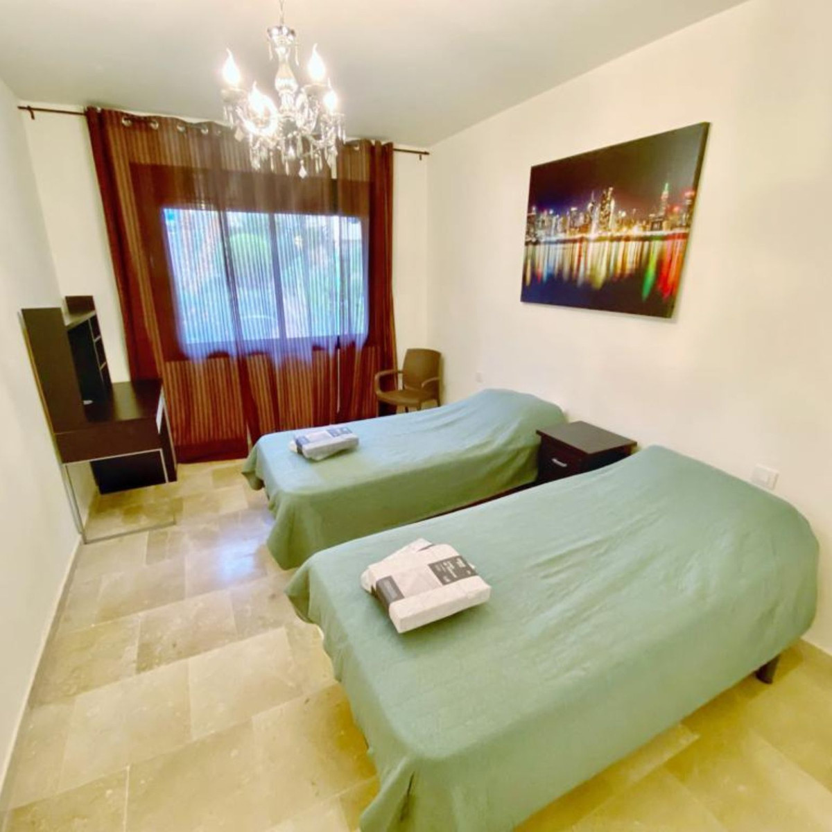 Ground Floor Apartment for sale in Estepona, Costa del Sol