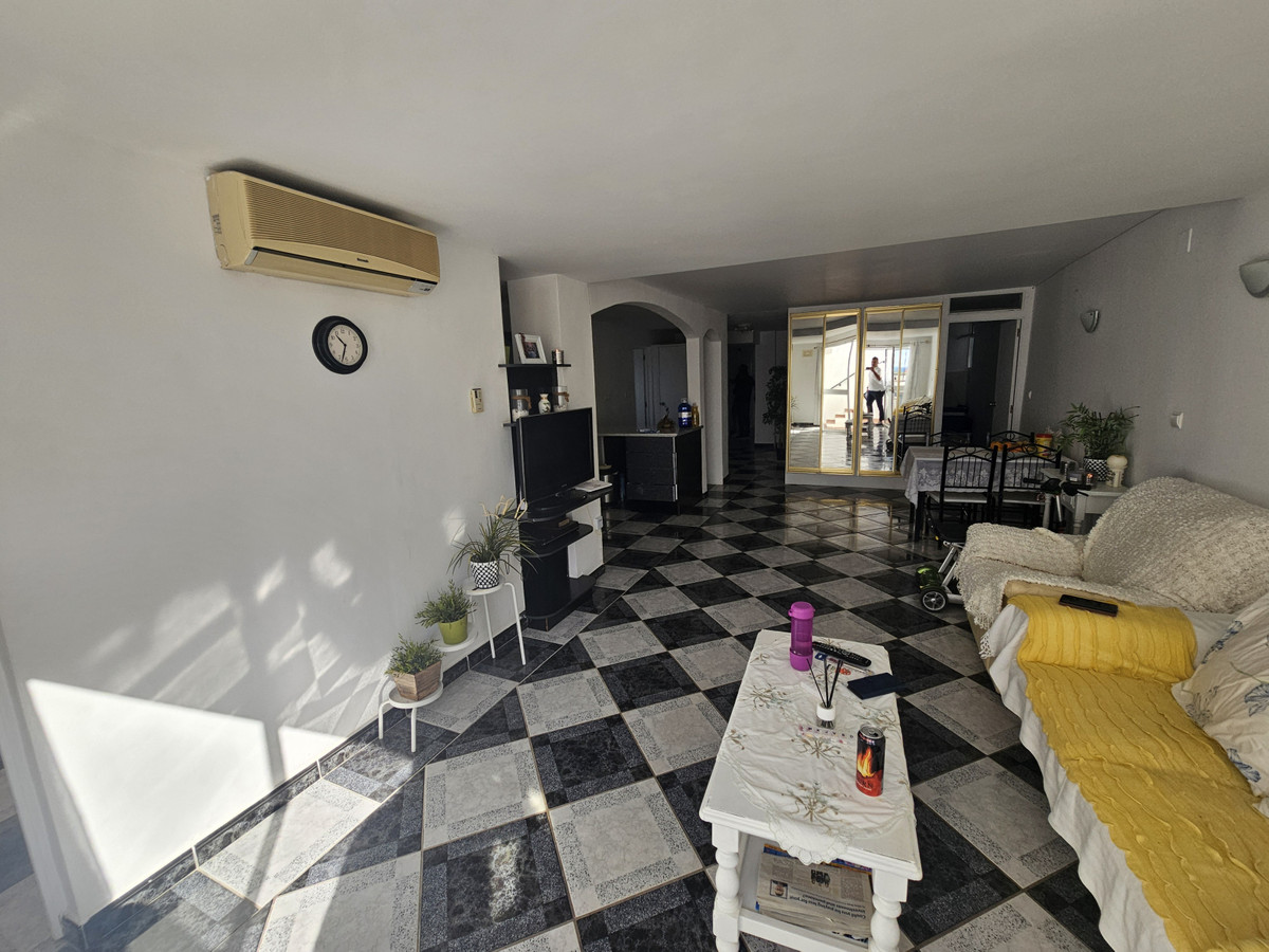 Appartement te koop in Calahonda R4704139