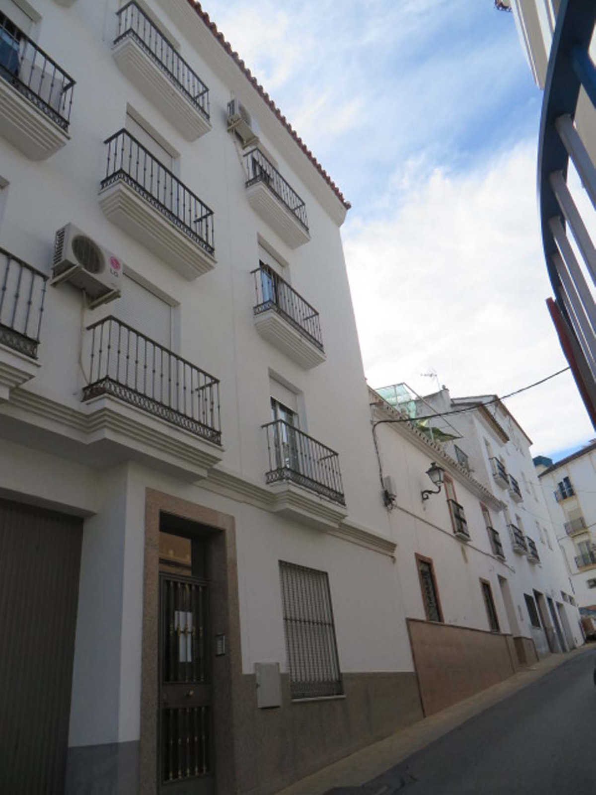 Coín, Costa del Sol, Málaga, Spain - Apartment - Middle Floor