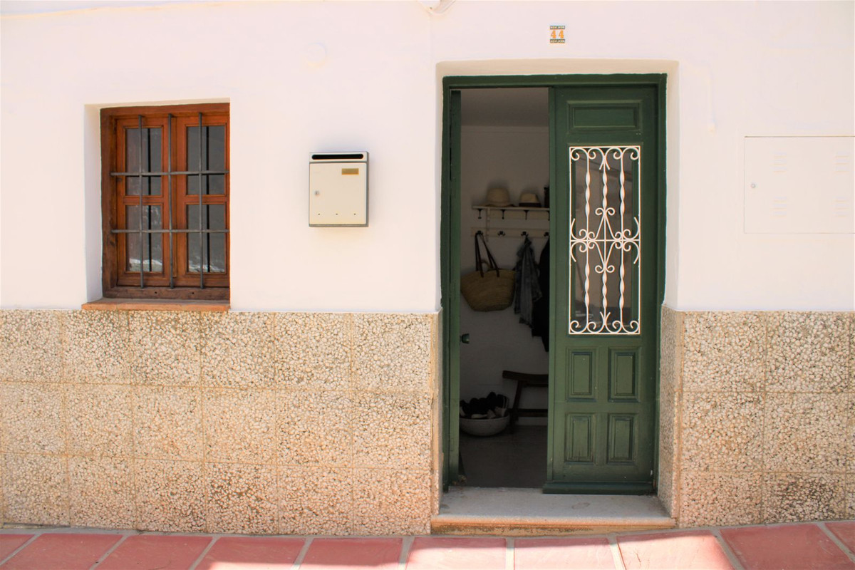 Cómpeta, Costa del Sol East, Málaga, Spain - Townhouse - Terraced