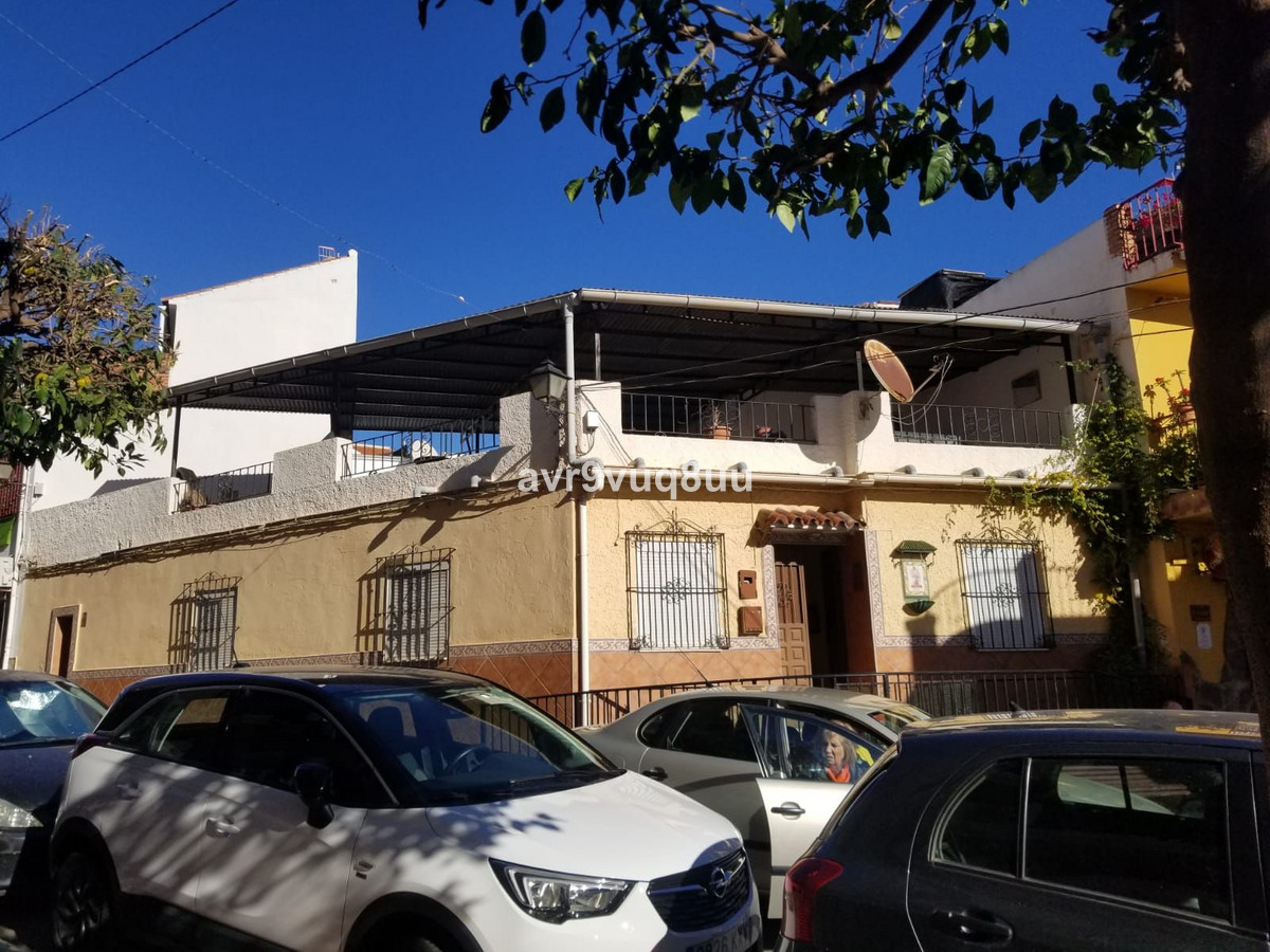 Villa te koop in Arroyo de la Miel R4575514