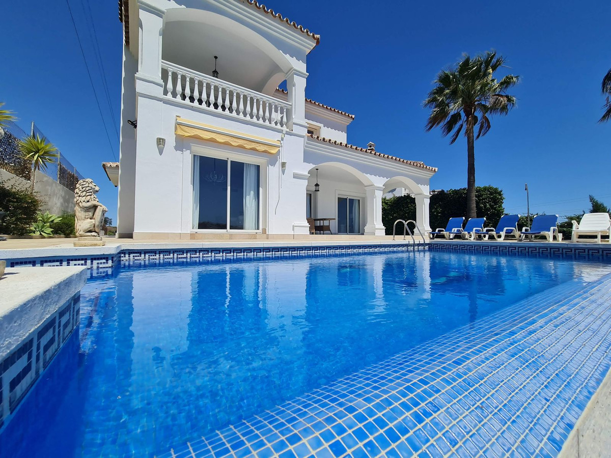 Villa for sale in Riviera del Sol, Costa del Sol