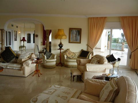 4 bedroom Villa For Sale in Benalmadena, Málaga - thumb 7