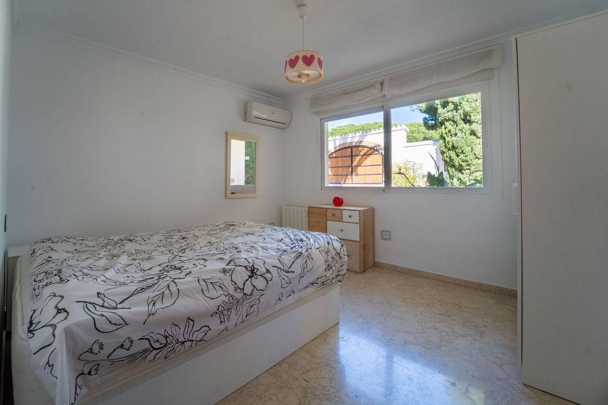4 Bedroom Detached Villa For Sale Calahonda
