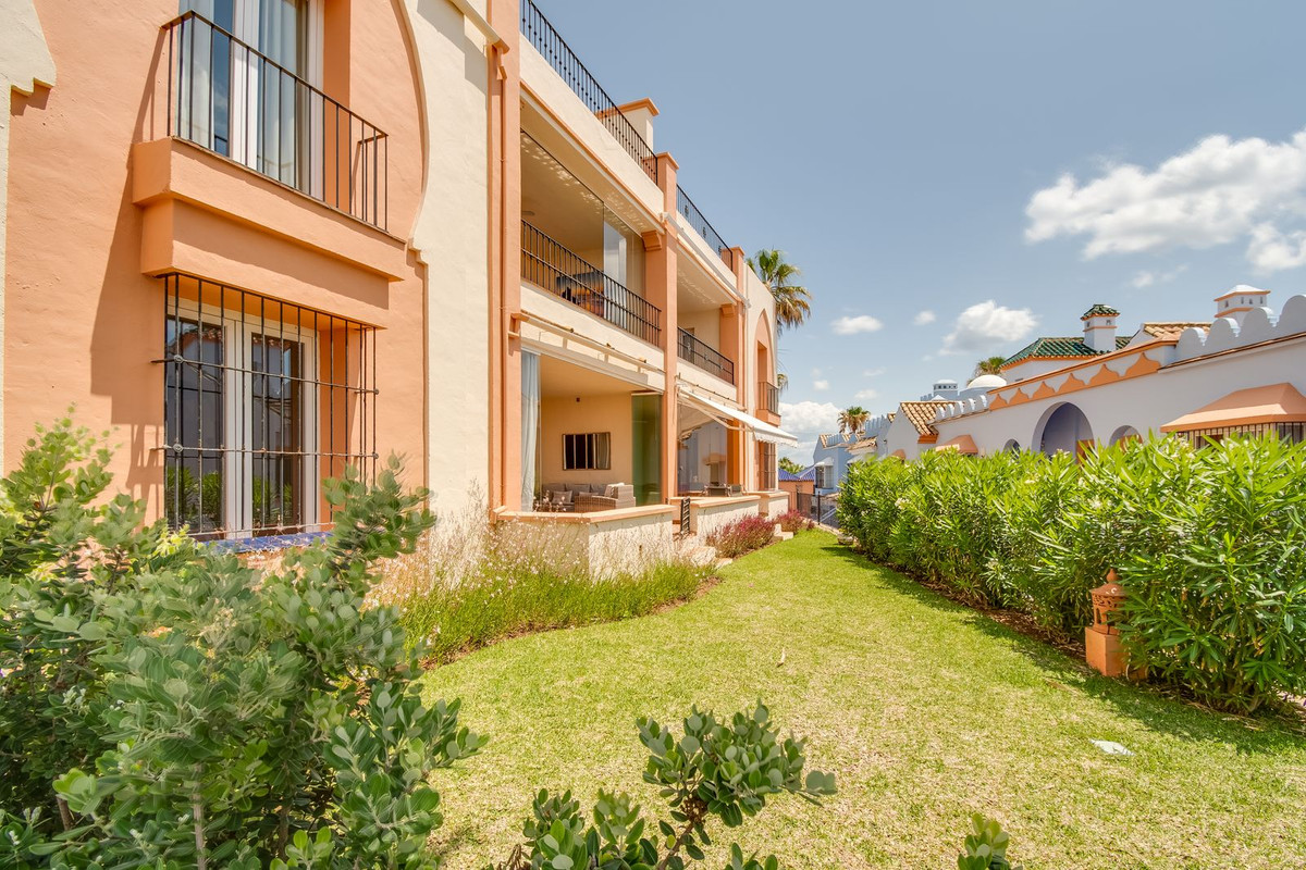 Appartement Rez-de-chaussée à Casares Playa, Costa del Sol

