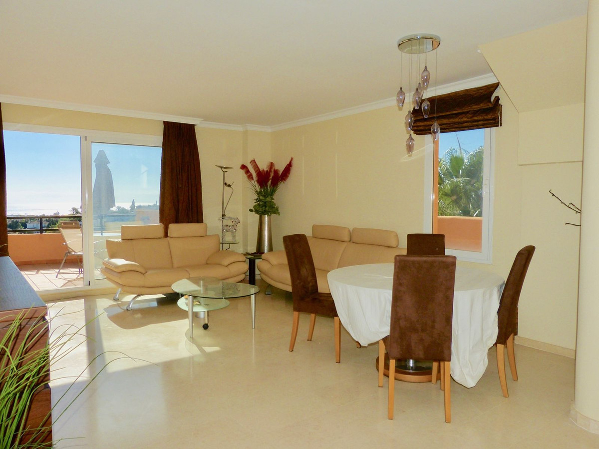 Apartment Penthouse in Elviria, Costa del Sol
