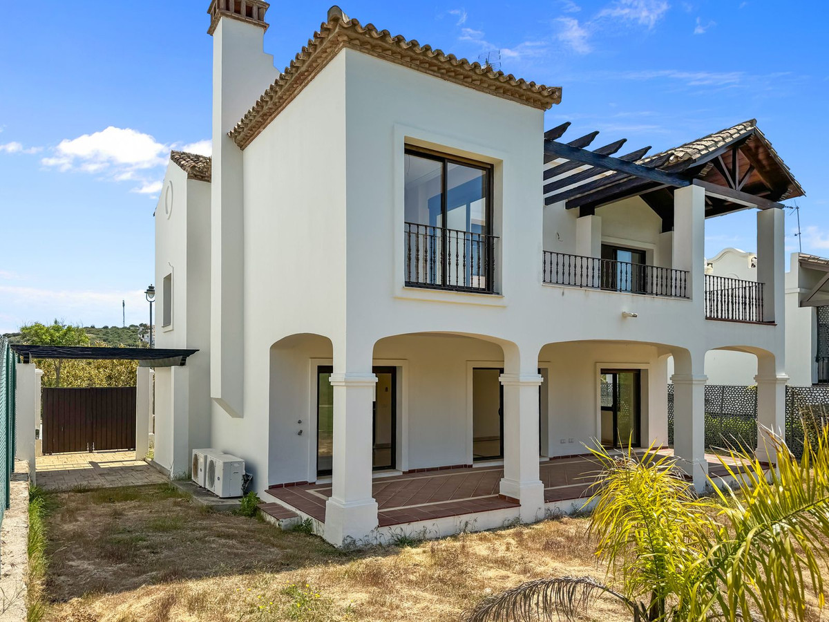 Vrijstaande Villa te koop in Estepona R4712785