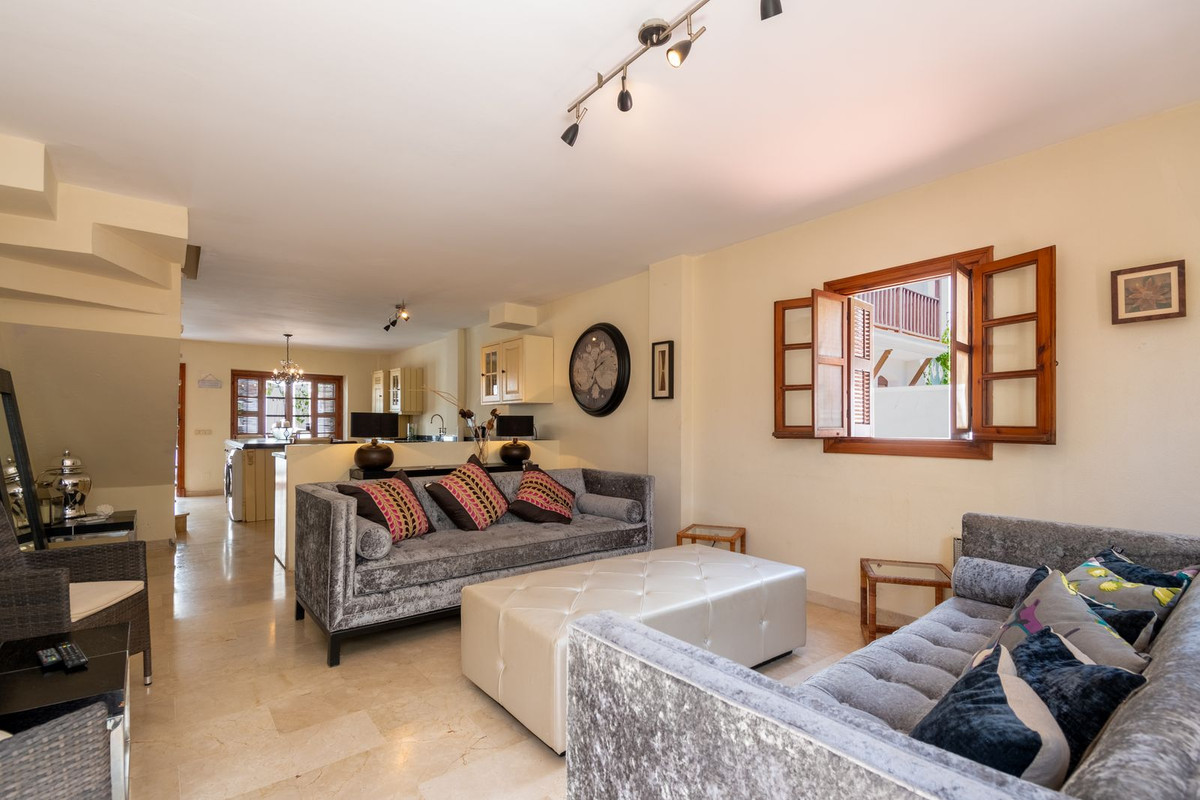 Townhouse Terraced for sale in New Golden Mile, Costa del Sol
